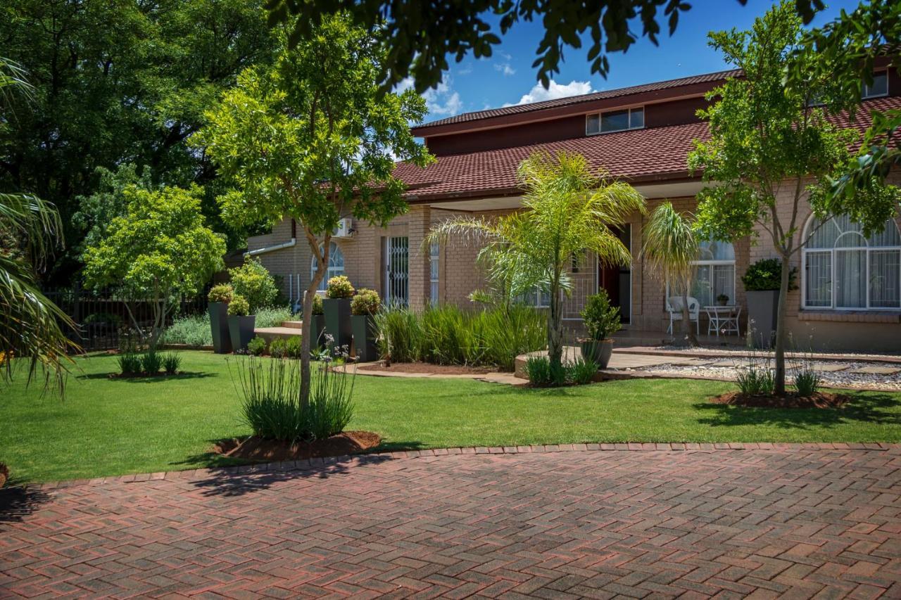 Park Living Guesthouse Bloemfontein Ngoại thất bức ảnh